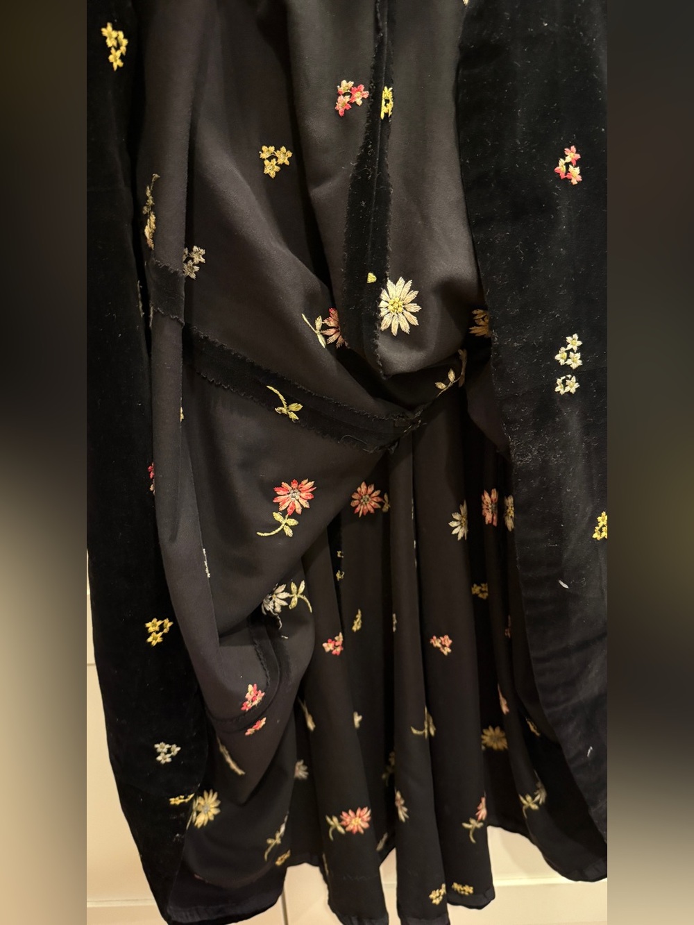 Vintage 1950s Anne Fogarty Embroidered Black Velvet  Fit & Flare Midi Dress S 4 - Picture 10 of 11